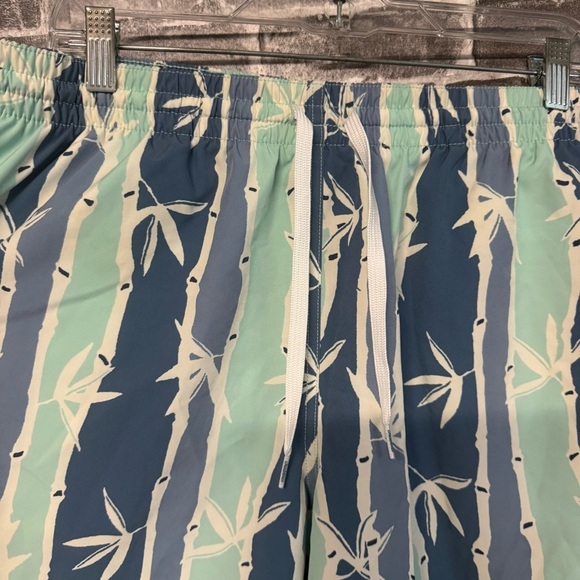 Chubbies Board Shorts 5.5'' Classic Swim Trunks Tropical Print blue green - Picture 3 of 9